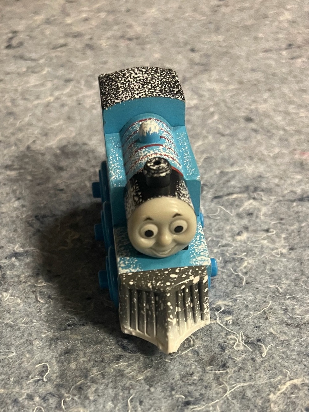 Thomas & Friends Blue Engine with Snowy Plow)